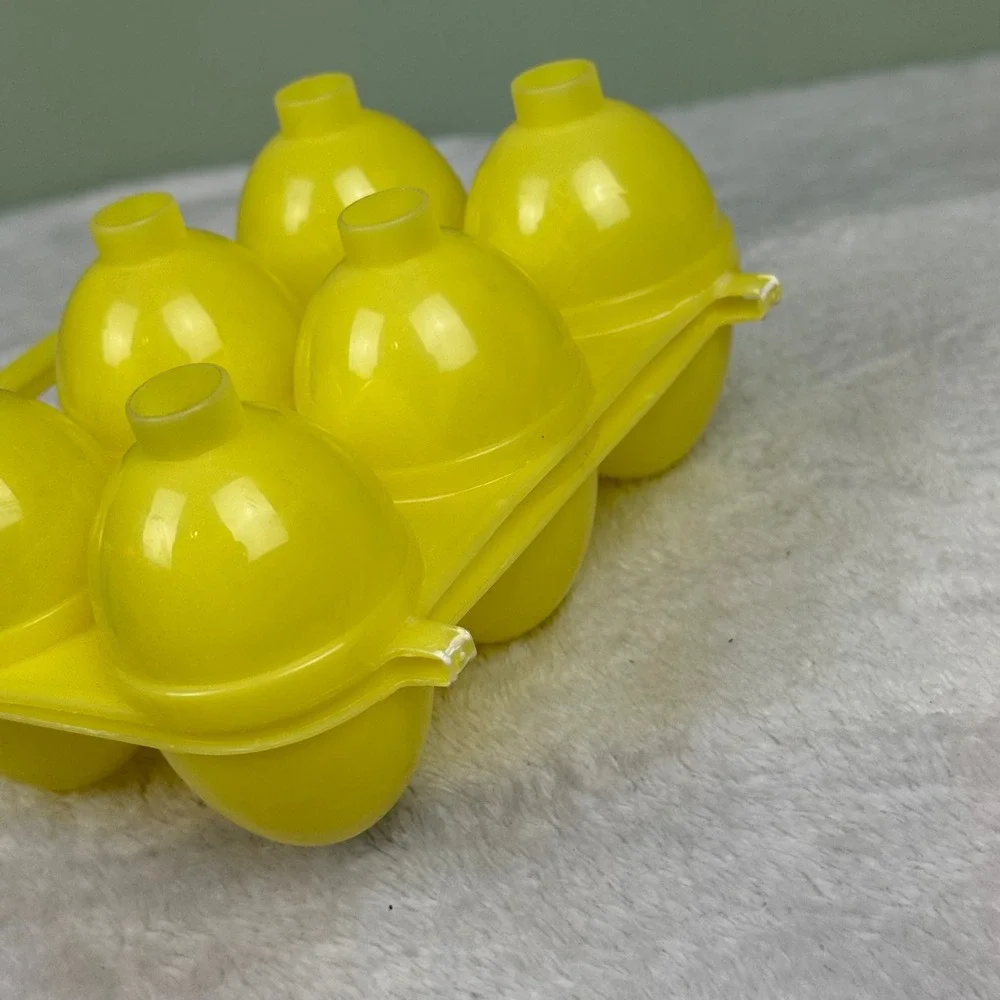 Vintage Jell-O Jiggler Egg Molds Set of 2 Yellow Teal Plastic Easter Kitchenware